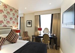 The Bedrooms at The Tophams Hotel