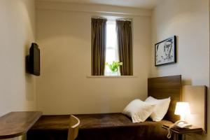 The Bedrooms at Avni Kensington Hotel