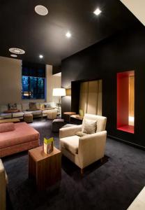 The Bedrooms at Apex City Of London Hotel