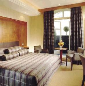 The Bedrooms at Radisson Edwardian Kenilworth Hotel