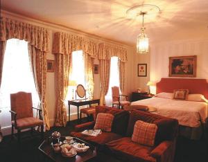 The Bedrooms at Draycott Hotel